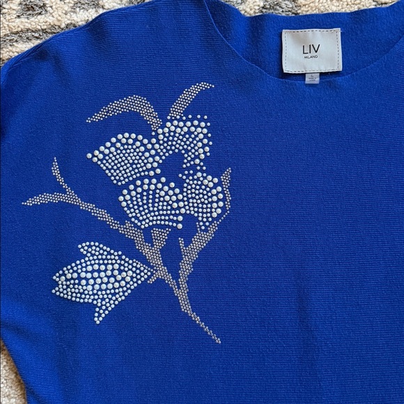 🌲❤️Liv Milano Blue Crew Neck Sweater with Silver/White Floral Design, Holiday - Picture 8 of 8